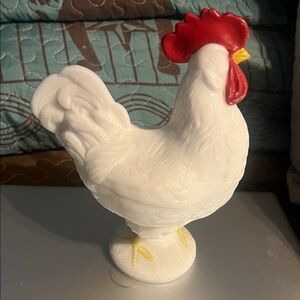 Westmoreland White milk glass  Rooster Figurine